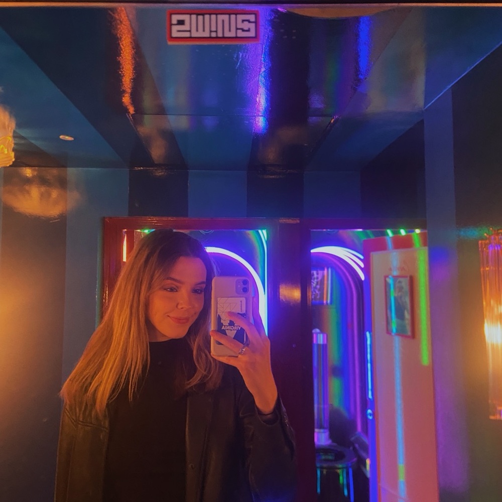 Meet your Posher, Lela